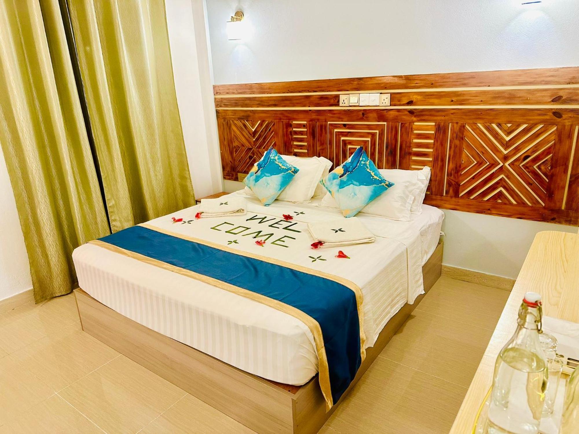 Sorenzo Maldives Thoddoo Exteriör bild
